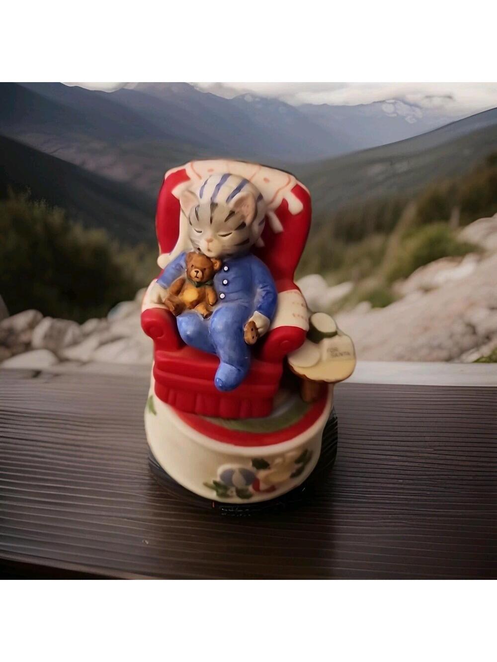 Schmid Kitty Cucumber Music Box Rocking Chair Santa Christmas Collectable